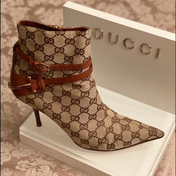 Gucci Shoes - GUCCI Brown Signature Tan Leather Gold Booties 9.5